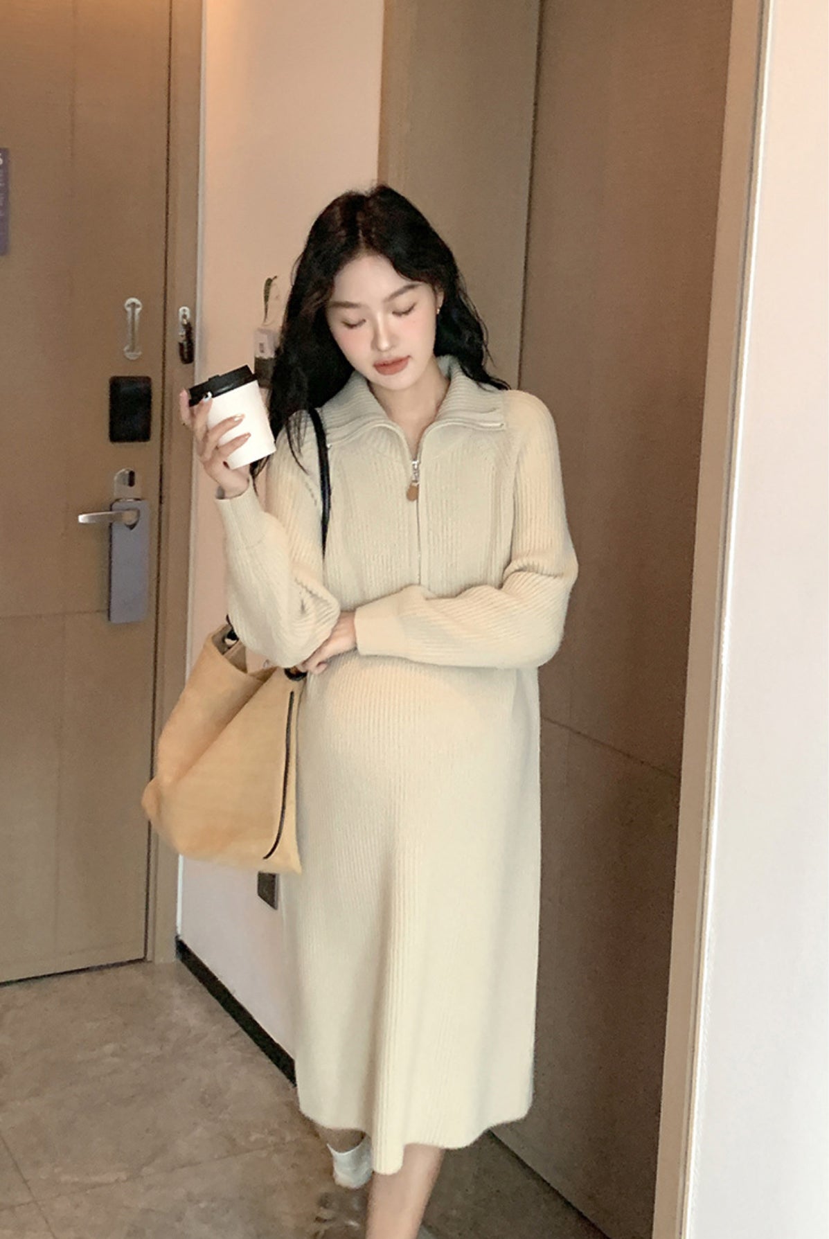 Cozy Loose-Fit Maternity Knit Dress Beige