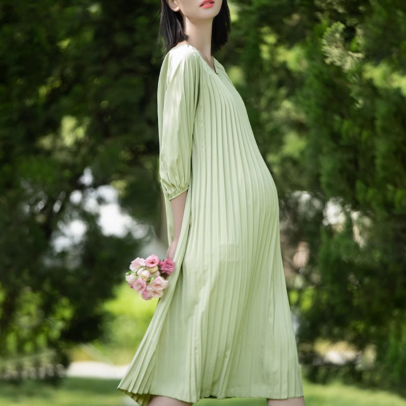 Loose Fit Pleated Midi Dress
