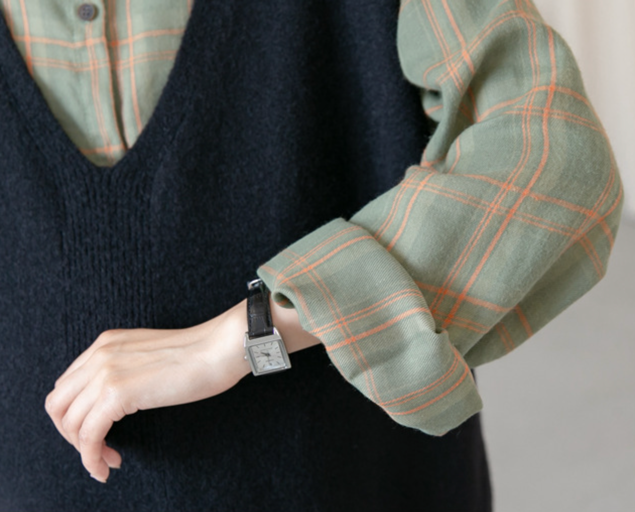 V-Neck Sleeveless Maternity Dress & Plaid Shirt Set