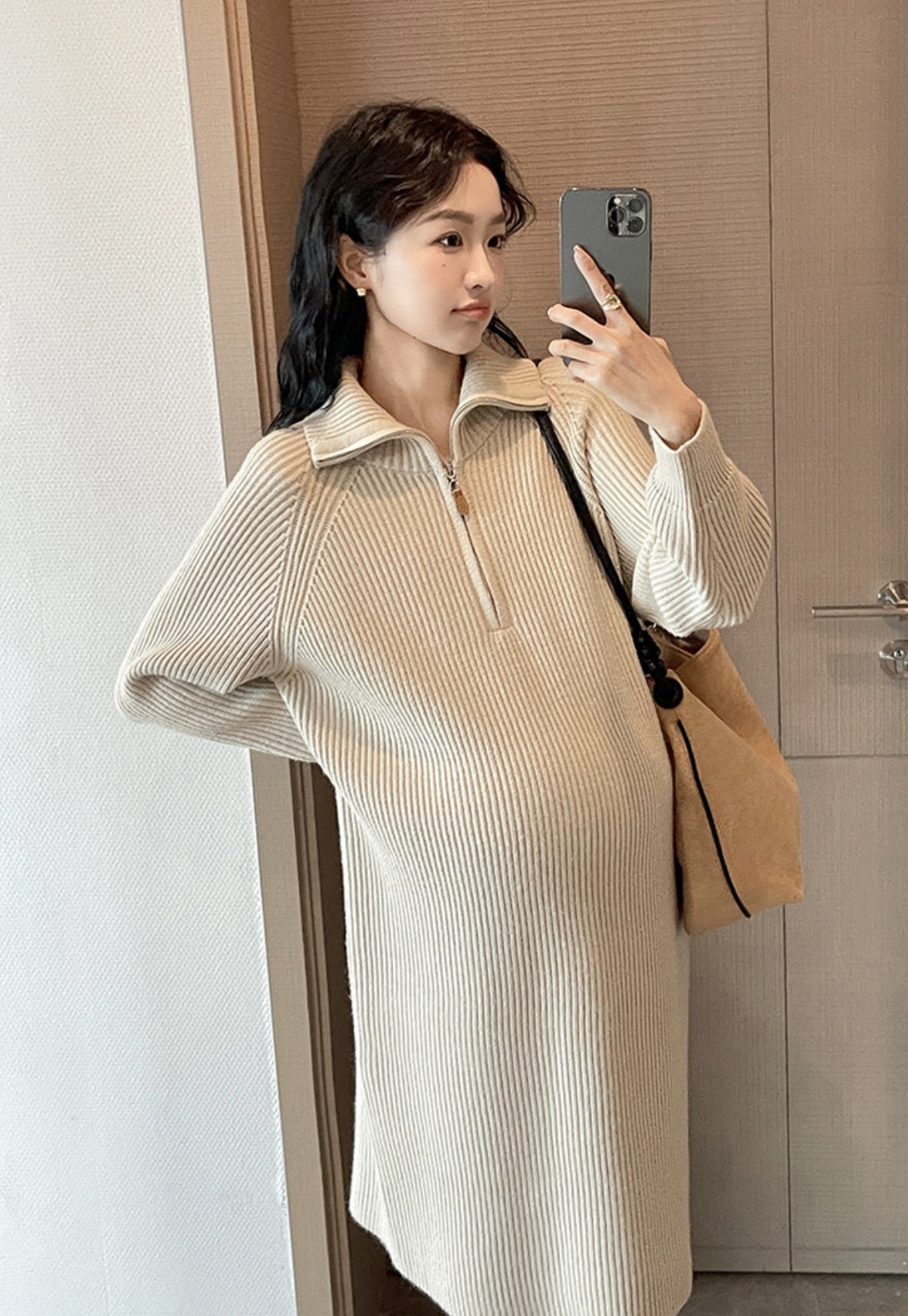 Cozy Loose-Fit Maternity Knit Dress Beige